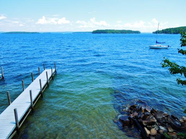 $3,000 / 4br - *Gilford Furnished Waterfront*Winter Avail*Sleeps 10* (Gilford)63656212492289122