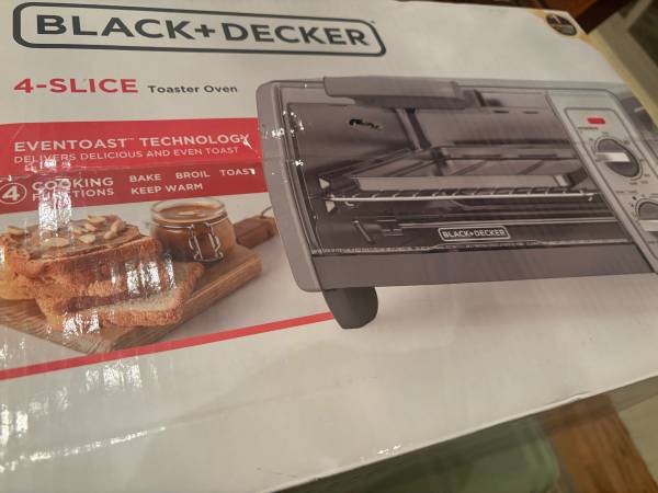 Black and Decker toaster oven 1