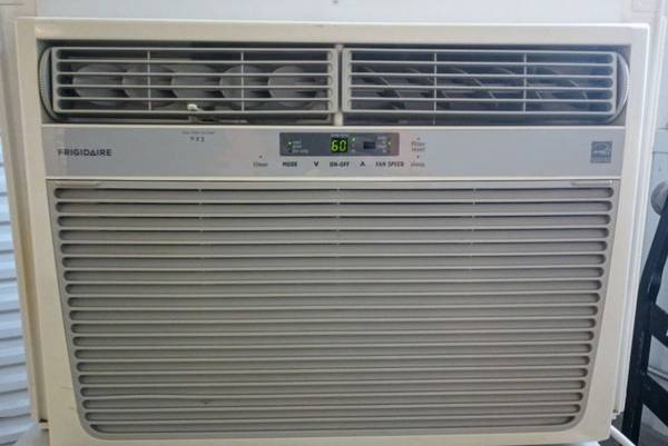 Frigidaire 12K Window Air Conditioner 1