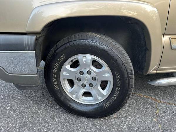 2005 Chevrolet Avalanche 1500 2WD - $5,750 (Roswell, GA)63612700796291122