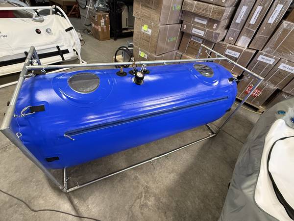 Newtowne 34 inch Hyperbaric chamber 1