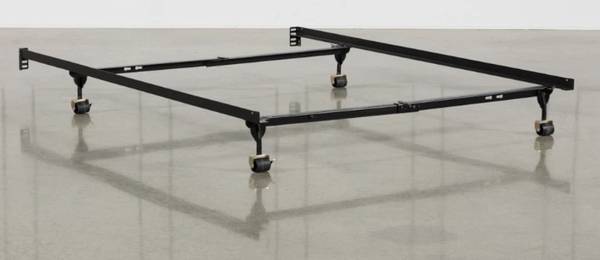 Metal Full Size Bed Frame with Wheels 1