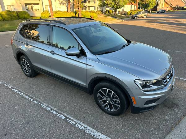 2021 Volkswagen Tiguan, pocos kilómetros, 7 pasajeros, excelente estado - $14,500 (Santee)63440391935617123