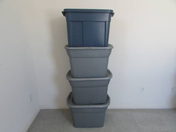 1 DOLLAR EACH, 18 GALLON STORAGE CONTAINERS, TODAY ONLY, 4 FOR $4.00,, 1