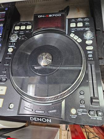 Denon DN-S3700 DJ mixer 187858-1 1