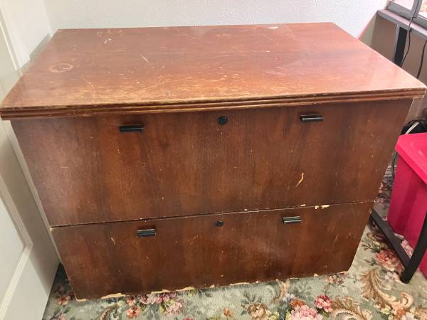 2-Drawer Wooden File Cabinet / Dresser 1