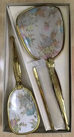 💕Victorian Mirror, Brush, & Comb 1