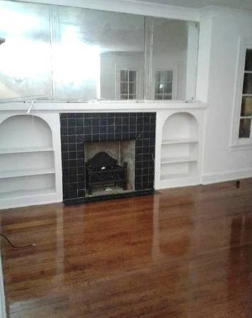 $1,500 / 3br - Very Spacious South Shore Three Bed/Two Bath + Heat {$750 Move-In Fee} (Off 76th Phillips Ave.)63960010467330122