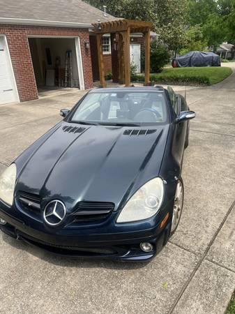 2007 Mercedes-Benz AMG SLK-Class hardtop convertible, $8,900 or Best - $8,900 (Nashville)63624936202499124
