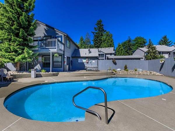 $2,407 / 3br - 1250ft2 - Vertical Blinds, Balcony or Patio, Cable Available63944966271234123
