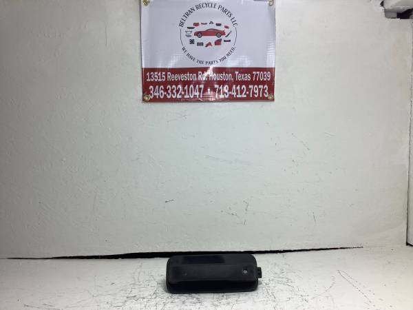 2015 2020 Ford F-150 left front door handle (1) 1