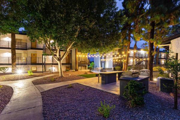 Cable Ready Ceiling Fans Fire Pit Clubhouse apts/housing for rent Cable Ready Ceiling Fans Fire Pit Clubhouse apts/housing for rent