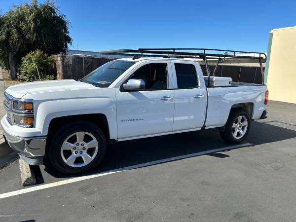 2015. Chevy Silverado 1