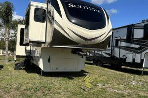 $59,000 / 2br - 2019 Solitude 5th Wheel by Grand Design (Frostproof)64149646294147120