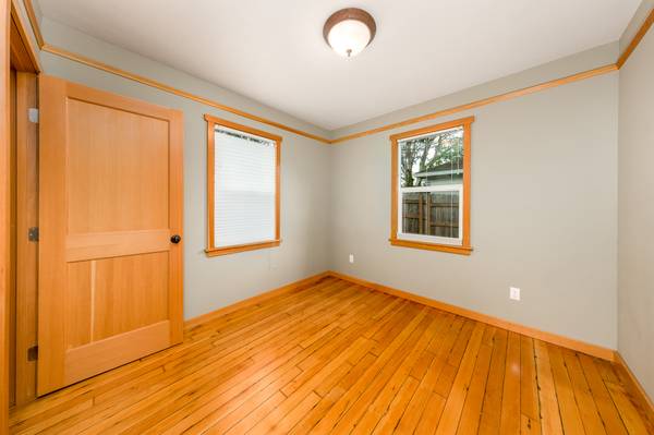 $1,600 / 2br - 957ft2 - Home for rent (Hood River)63914737461634124