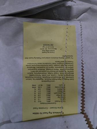 5 1/2 Bags of Pig Hog Feed - 16% 1