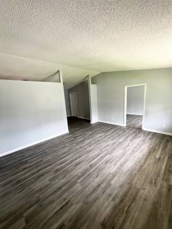 $1,795 / 4br - Convenient Location! 4BR/1BA Dade City Home NO APPLICATION FEE! (Dade City)63980539981186120