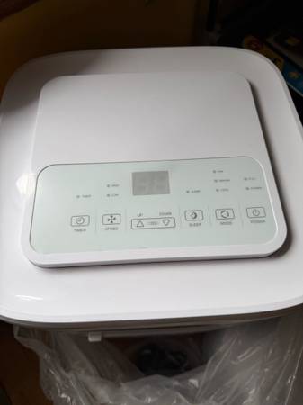 Air conditioner and dehumidifier NEW 1