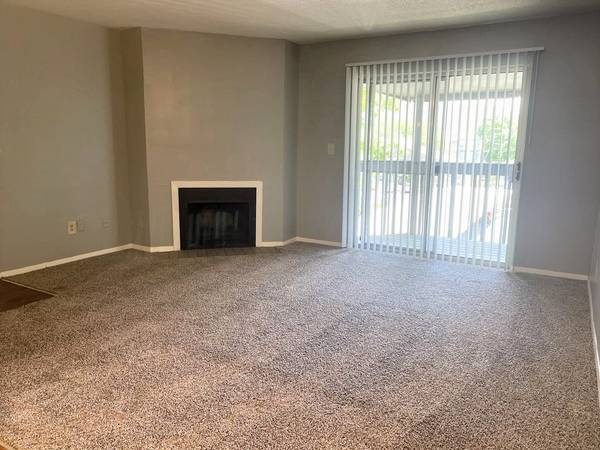 $1,165 / 2br - 1135ft2 - MAKE THE RIGHT MOVE TO:  THE ARBORS AT SIGNAL MOUNTAIN (Chattanooga)63993221843074123