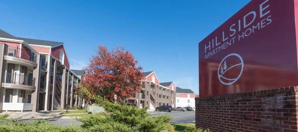 $1,400 / 1br - 536ft2 - Pet Play Area, Air Conditioning, Shaker-Style Cabinets (200 Skidmore Blvd, Gaithersburg, MD)63896392434435120
