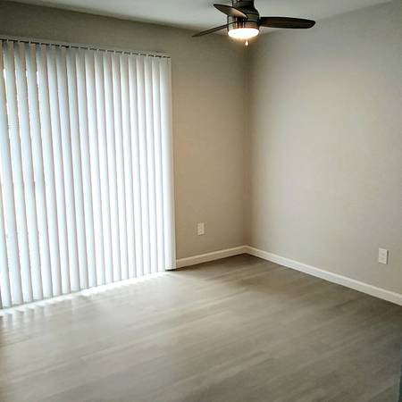 $2,110 / 2br - 980ft2 - Beautiful 2x2 Townhome Available soon! (Arden Arcade)64043665555715123