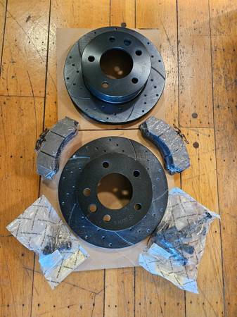 sprinter rear brake kit, new in box 1