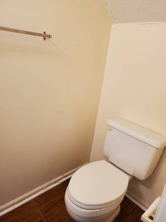 $200 / 1br - Furnished Room with Wifi (North Charleston)64016107772801123