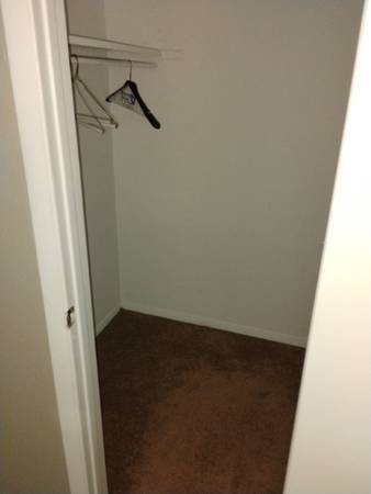 $1000.00 / 1br - 780ft2 - 900 Mountain Creek Rd apt R30363993218542723121