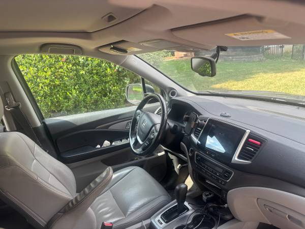 17 Honda pilot en venta - $5,800 (South Charlotte)63613465454209122