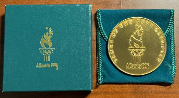1996 Atlanta Olympics Bronze Participation medal and pin collection 1