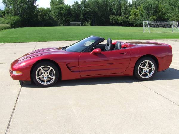 2002 Corvette Convertible 1