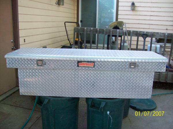 Dee Zee Aluminum Deep Tool Box 1
