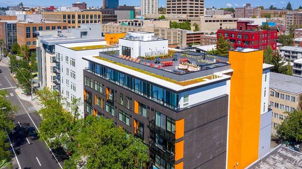 $1,857 / 425ft2 - 🌞 ¡4 semanas de alquiler gratis! Apartamentos Sundodger: ¡Vida ideal en el U-District cerca de UW! (4218 Roosevelt Way Northeast, Seattle, WA)63850642015235123