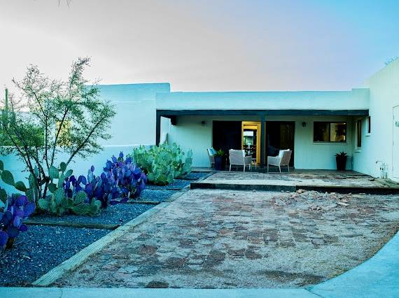 $7,500 / 4br - 4000ft2 - FULLY FURNISHED CAVE CREEK SCOTTSDALE SLEEPS 14 HOUSE POOL RESORT (scottsdale)64047709317250124