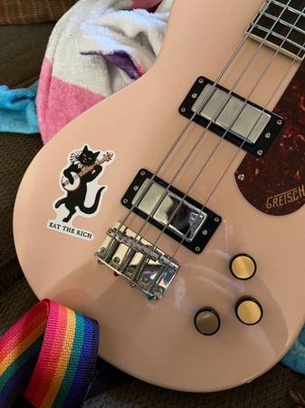 Bassist Looking To Start Or Join A Band 1