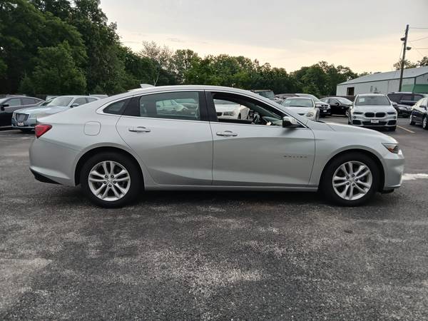 2017 CHEVROLET MALIBU - $6,999 (BEACH PARK, ILLINOIS)63616794248963123