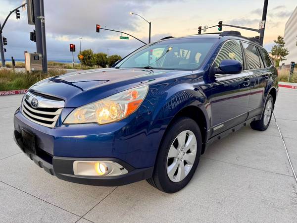 2011 SUBARU OUTBACK AWD 2.5i LIMITED - $6.950 (San Carlos)63470894982913121