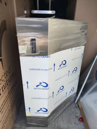 Viking range hood New 1