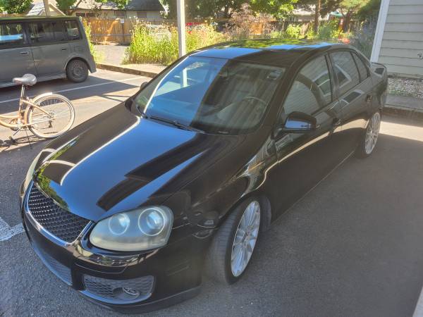 2008 VW Jetta Wolfsburg Edition - $3,600 (Newberg)63435583152641123