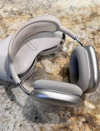 AirPods Max - Silver Like new! - general for sale - by owner