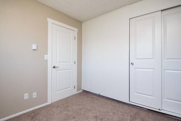 $1,455 / 2br - 750ft2 - Para un fácil trayecto en autobús, ven a casa al The Jax (Tigard - Fanno Creek)63831608780419124