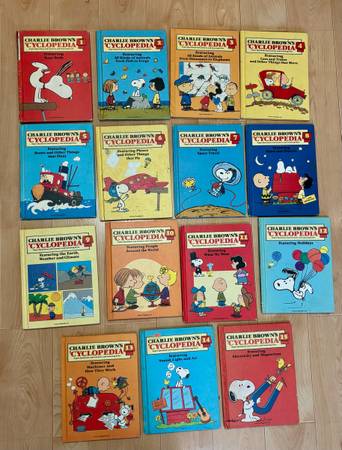 Charlie Brown Encyclopedia Set - Volumes 1-15 1