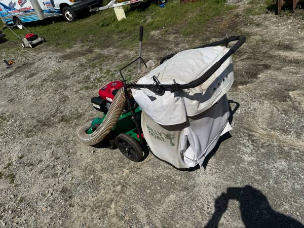 like new billygoat Vacuum!! - $1,100 (Loganville)63470457918851124