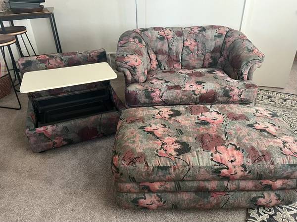sofa chair free for pick up 1