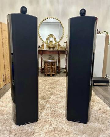 Bowers & Wilkins 803 D2 - Piano Black 1