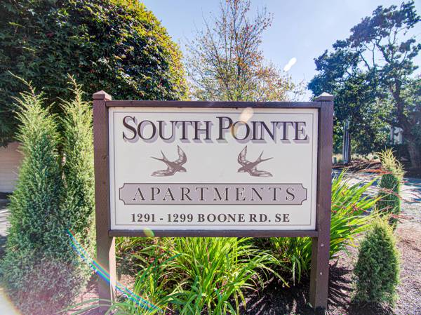 $1,399 / 2br - 950ft2 - Updated on the First Floor (Salem)63660412823425121