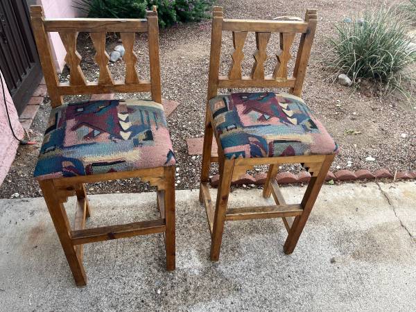 Southwestern counter height bar stools (2) 1