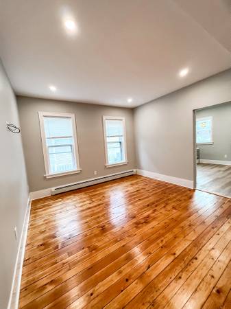 1 29 Pine St - AVAILABLE JUNE 1ST, 2026 1