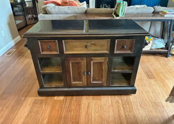 Granite top rolling buffet 1