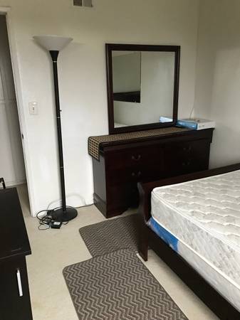 $950 / 5br - 2300ft2 - $950 Nice Quiet Clean Home Furnished Room including utilities (Chula Vista, CALIFORNIA)63998454813314122